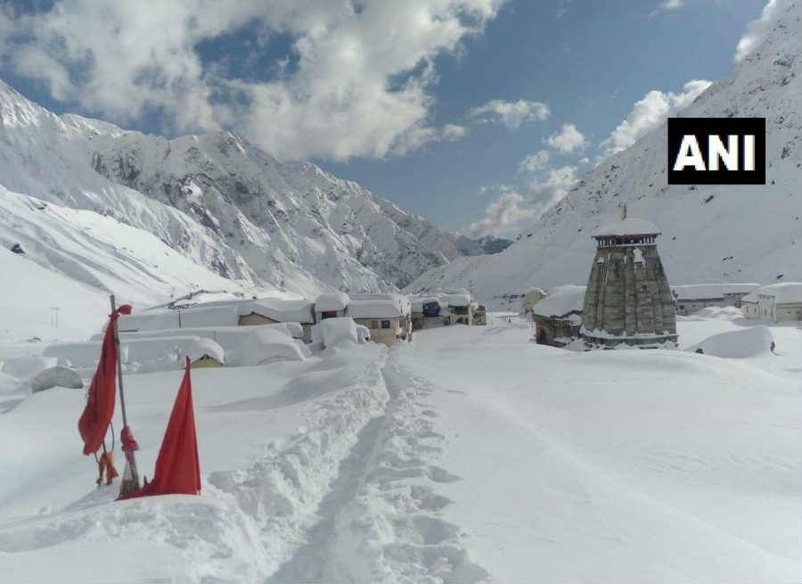 Snowfall in kedarnath